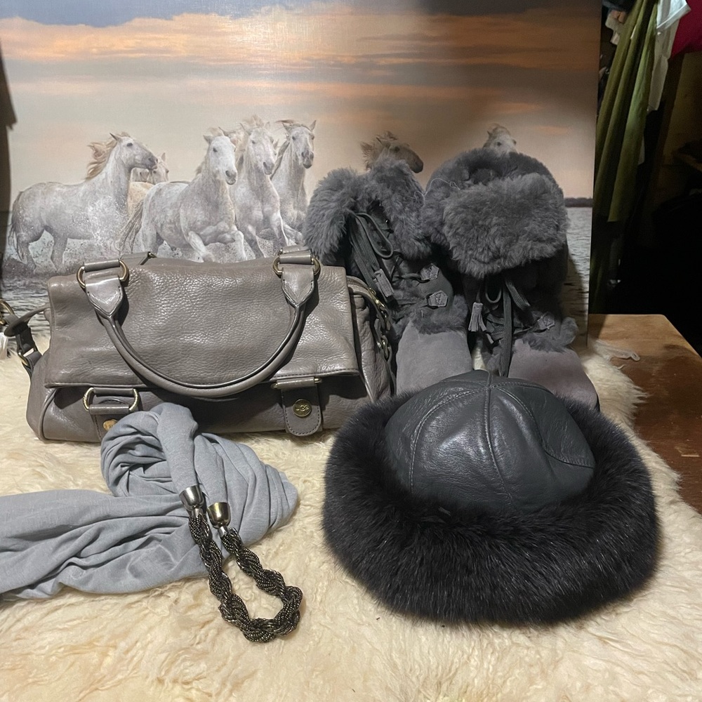UGG XXL leather bag.